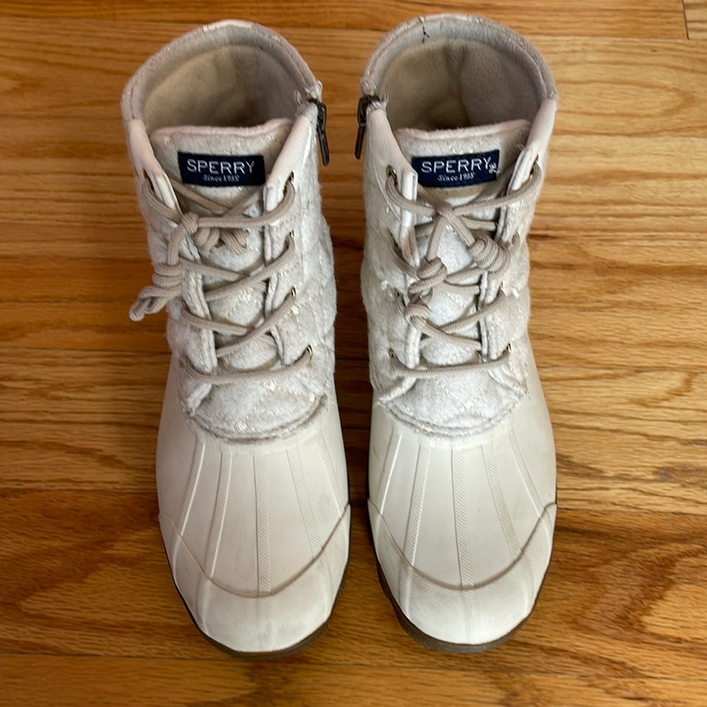 Sperry women’s boots
